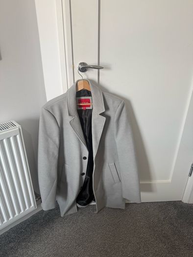 Coat mens Guess brand