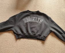 Girls sweatshirt