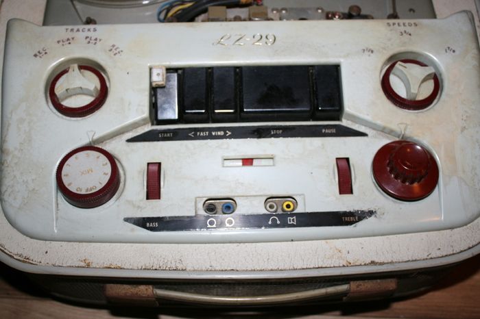 Elizabethan LZ-29 reel to reel tape recorder - in working order