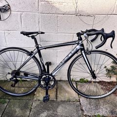 Velors Sport and Leisure Road Bike