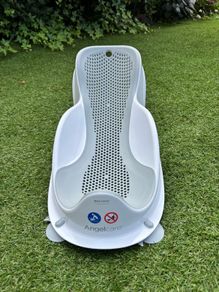 Baby bath insert