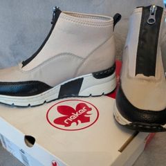 Reiker Ankle Boots