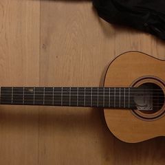 Guitar 1/2 size