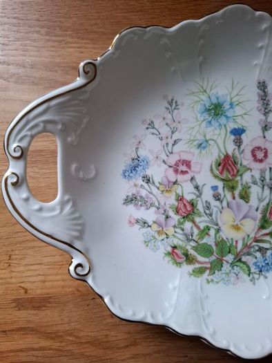 Aynsley Wild Tudor dish