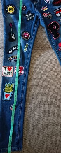 Girls denim cotton jeans with patches in very good condition 26 inch waist and 37 inch full length see last three photos for exact measurements FREE STANDARD POSTAGE INCLUDED