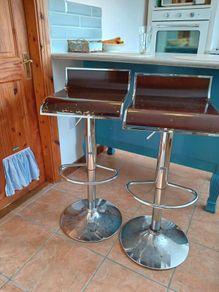 Has to go: 2 x Island Bar Chairs / Counter Stools, chrome, wooden seating, height adjustable