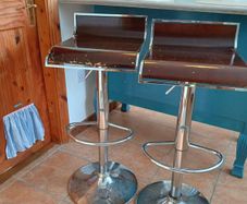 2 x Island Bar Chairs / Counter Stools, chrome, wooden seating, height adjustable