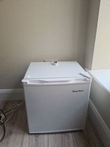 PowerPoint small fridge