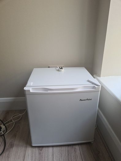 PowerPoint small fridge
