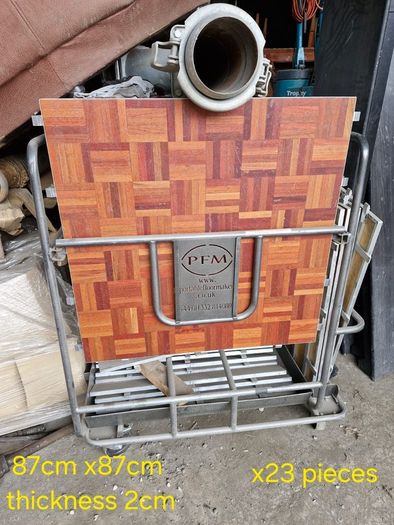 Portable dance floor