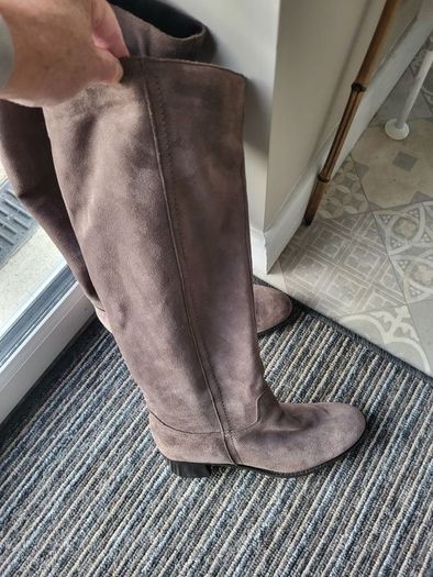 Gorgeous Real Suede Ladies Boots from NEXT Size 9 / 43 Postage Included in Asking Price