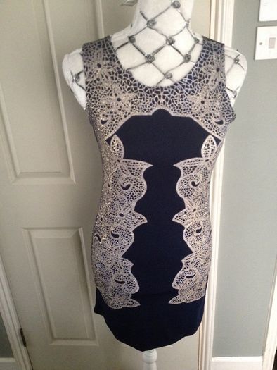 BNWT... Navy Dress with Flower Print/shimmer Embedded (Size 10)