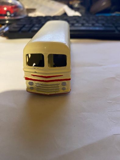 Dinky Toys Duple Roadmaster coach 195s0