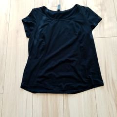 Black yogaliicius yoga top size medium 12-14