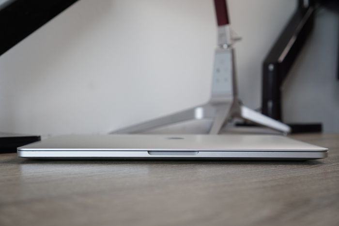 MacbBook Pro 13" 2020 | 10th Gen i5 2.0GHz | 16GB | 512GB