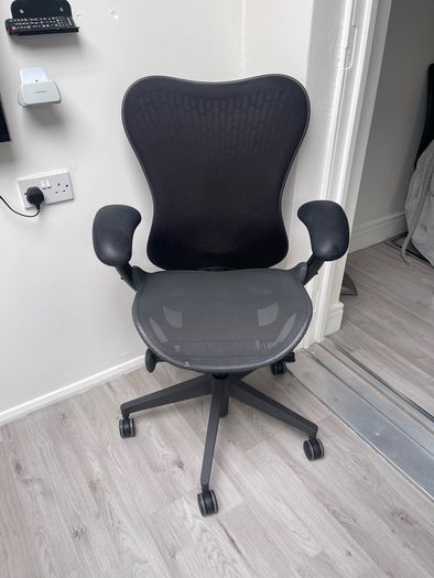 Herman Miller Mirra 2 Office Chair
