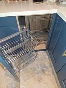kittchen cabinet