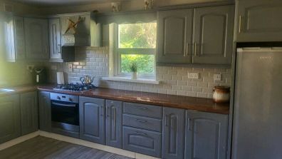 Fitted kitchen