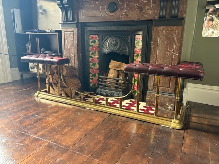 Antique Brass Club Fender with Burgundy Buttoned Seating