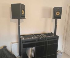 DJ Cabinet