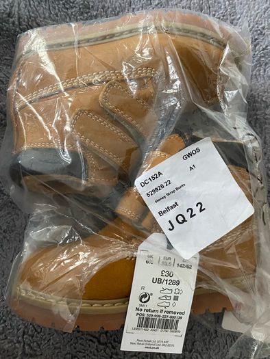 Boys shoes size 22(uk5)-27(uk8.5)