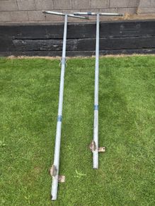 Galvanised T. bar washing line
