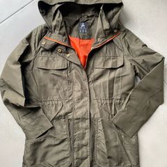 Light woman jacket size UK 10 new but no tags