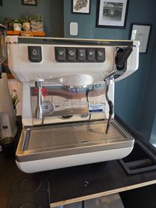 coffee machine (including Vat)
