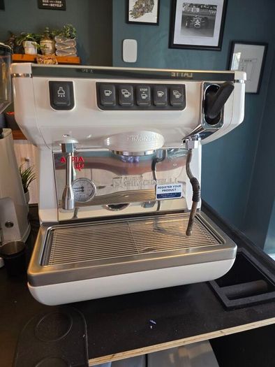 coffee machine (including Vat)
