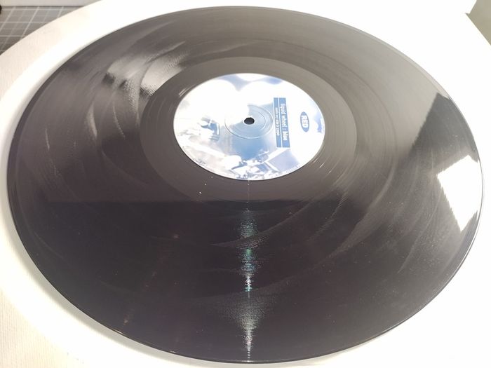 Liquid Wheel - Blue - Red Records - Oldskool Irish Trance BANGER from Liquid WHEEL! Condition: Excellent to Near MINT!