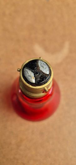 Light Bulbs.... Bayonet with 3 locking pins