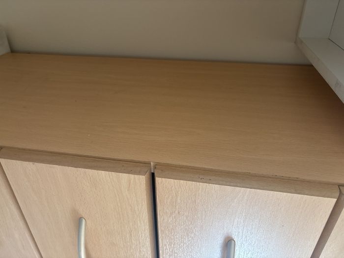 Chest of drawers