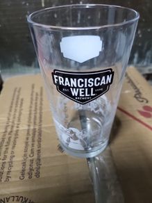 franciscian well pint glasses x x12