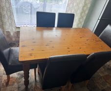 Kitchen table