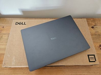 Dell 16 Pro Max (Ultra 7 / 16GB / 256GB / RTX PRO 500 Blackwell)