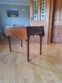 Pembroke Drop-Leaf Table