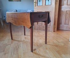 Pembroke Drop-Leaf Table