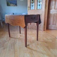 Pembroke Drop-Leaf Table