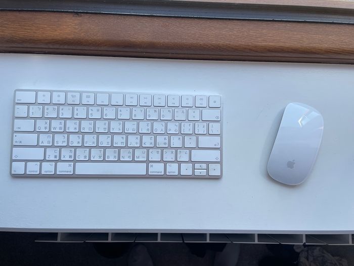 Apple Wireless Keyboard and Mouse Bundle