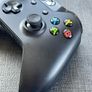 Xbox One Wireless Controller model 1697 Image 3