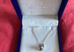 Black pearl pendant  ( with certificate)