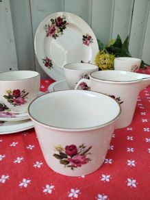 Carrigaline Tea set