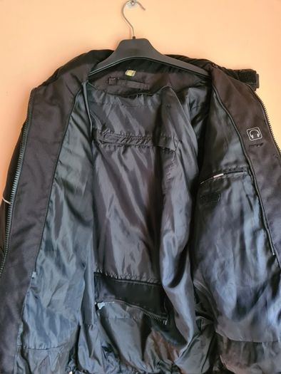 Mens motorbike waterproof Cordura jacket coat with shoulder and elbow pads armour Size medium black heavy biker motorcycle
