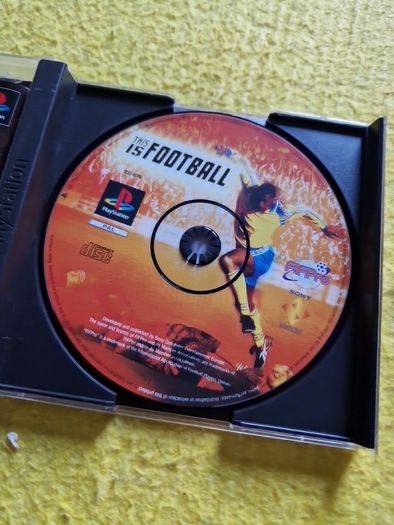 This is football PlayStation1 Ps1 PlayStation2 Ps2 Games Original