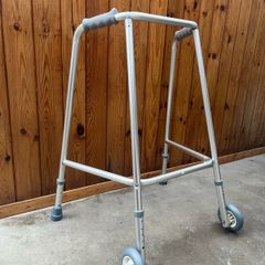 Walking Frame - adjustable height
