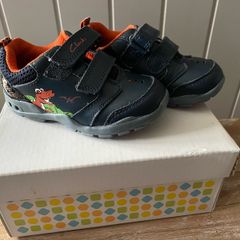 Clarks Baby first shoes Dinosaur with lights size UK 4 F