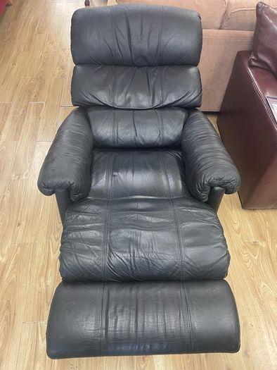 Black Leather Recliner
