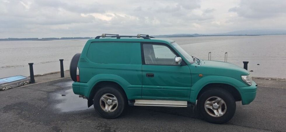 Toyota Land Cruiser 2001