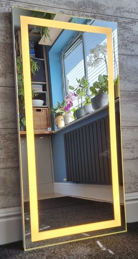 LED Bathroom Mirror Horizonatl Vertical Makeup Cosmetic Bright Made in EU Solid Cover White Frame