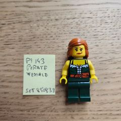 lego pi143 pirate female, set 8508839